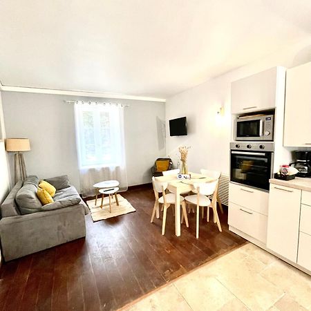 T2 Situe Au Coeur Du Centre Historique De Dinan Apartment ภายนอก รูปภาพ